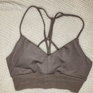 Alo Lavish Bra in Glossy Gravel